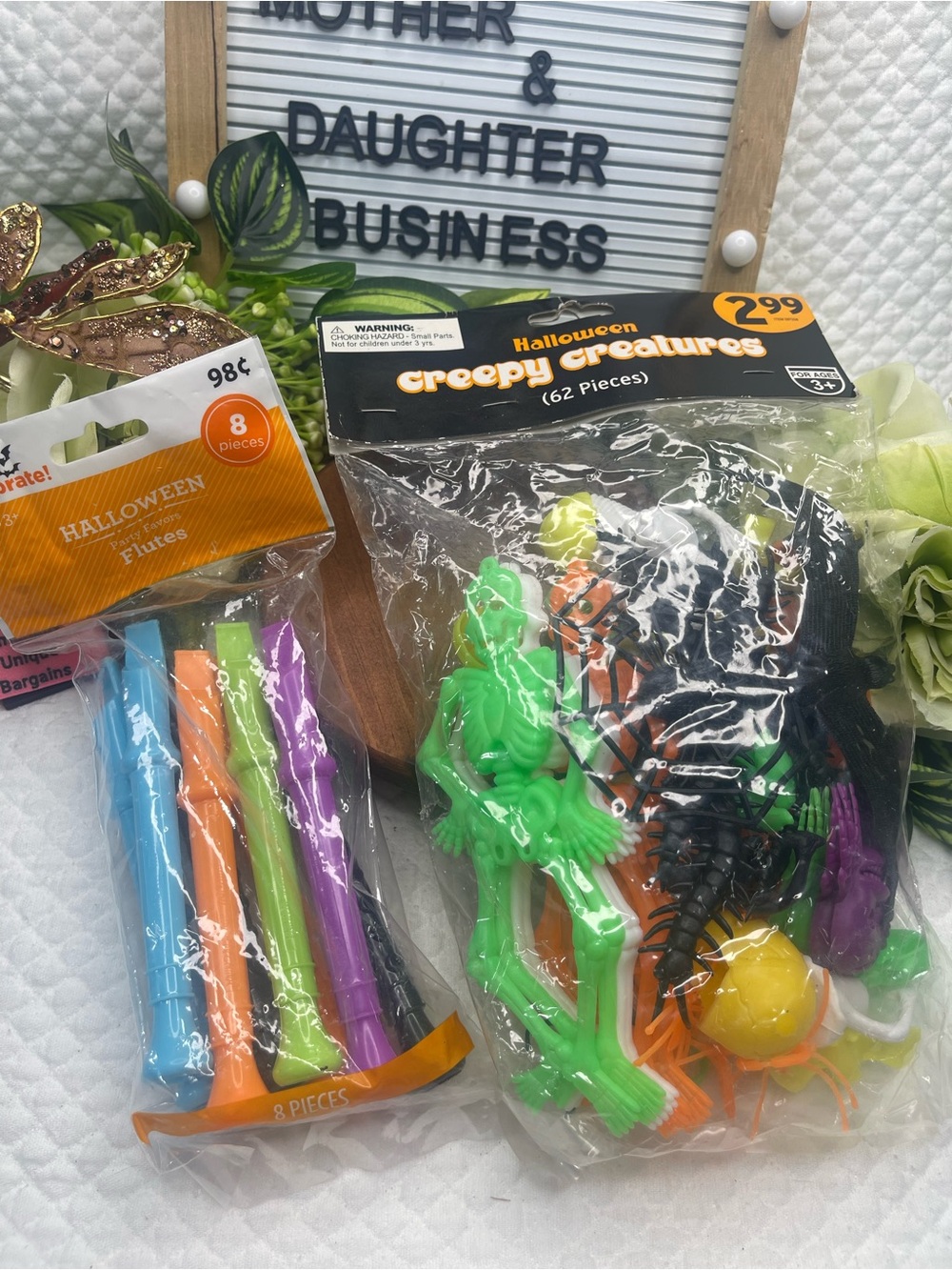 Halloween Creepy Creatures and Flutes Party Pack - Assorted Colors